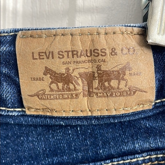 Girls Levi's Jean Shorts Distressed Gem Buttons Adjustable Waist Size 12 - Picture 6 of 15